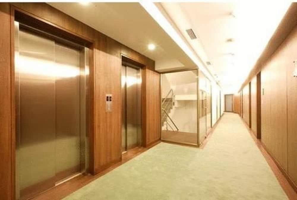 Hotel Yogi Executive, Navi Mumbai Zewnętrze zdjęcie