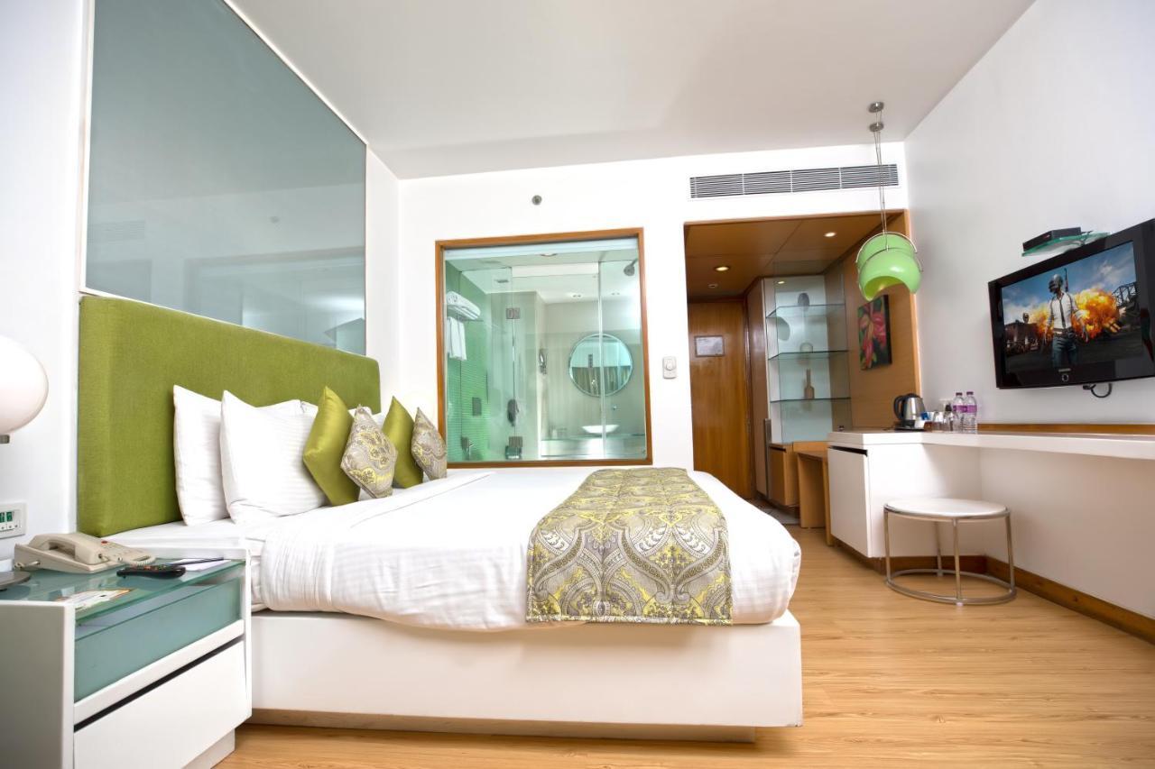 Hotel Yogi Executive, Navi Mumbai Zewnętrze zdjęcie