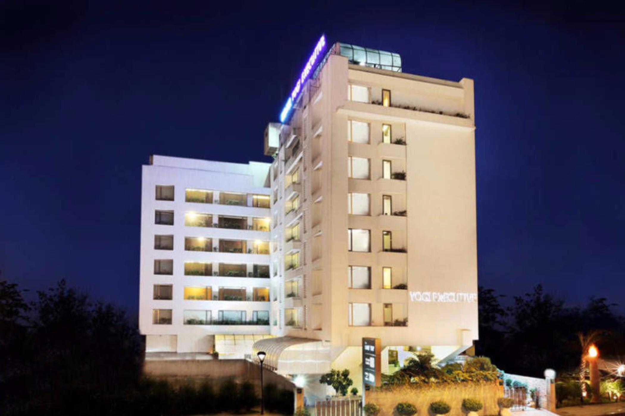 Hotel Yogi Executive, Navi Mumbai Zewnętrze zdjęcie