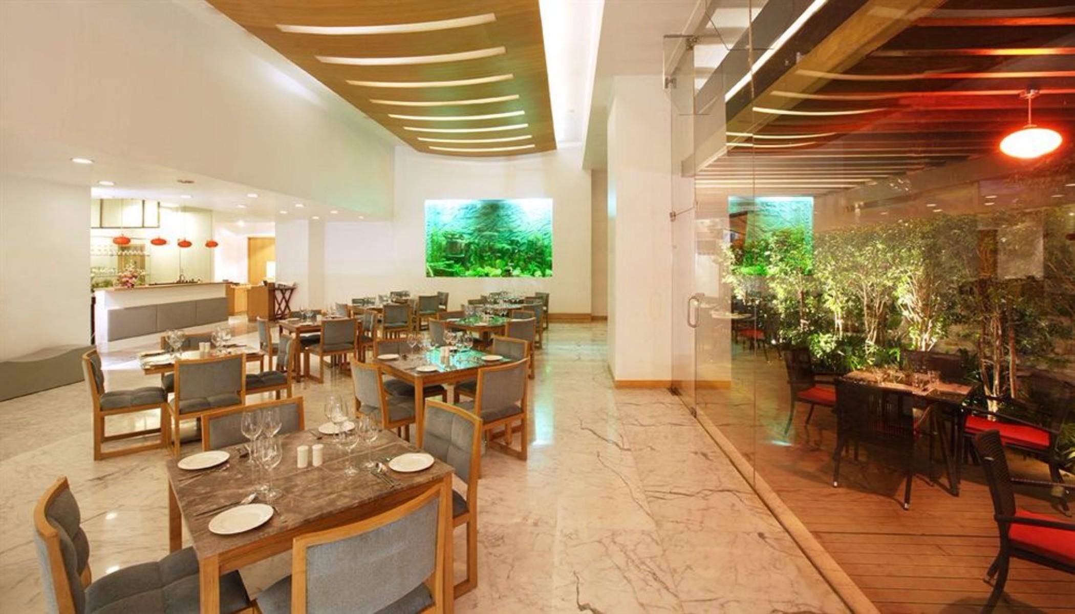 Hotel Yogi Executive, Navi Mumbai Zewnętrze zdjęcie
