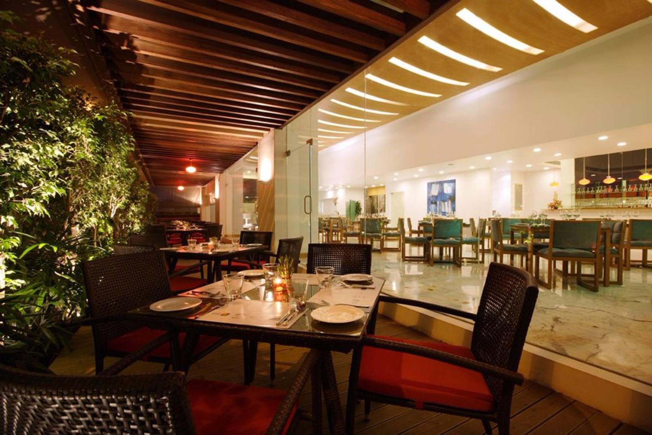 Hotel Yogi Executive, Navi Mumbai Zewnętrze zdjęcie