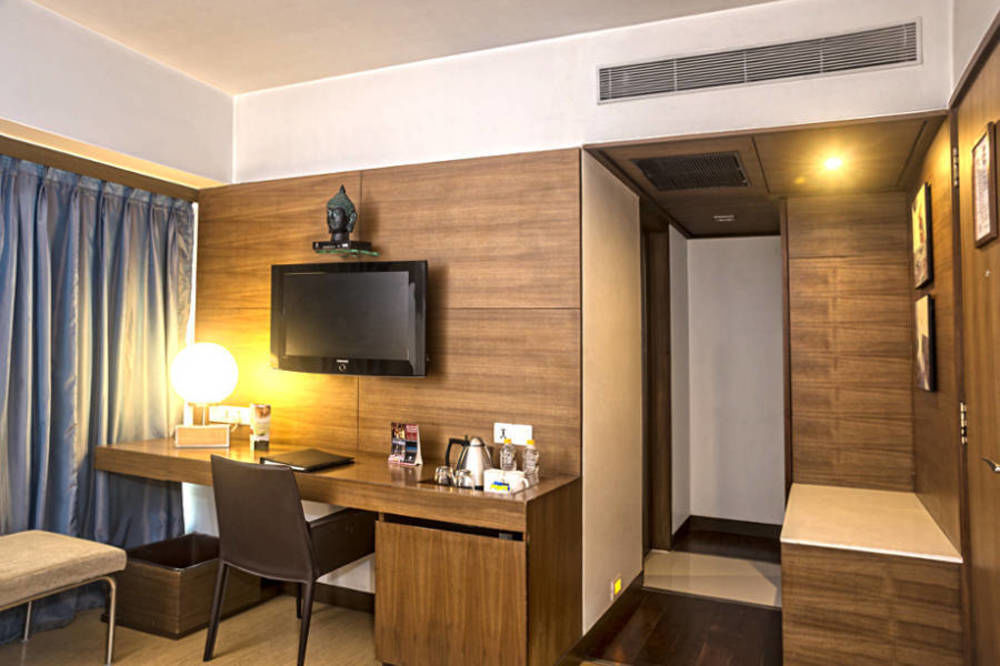 Hotel Yogi Executive, Navi Mumbai Zewnętrze zdjęcie